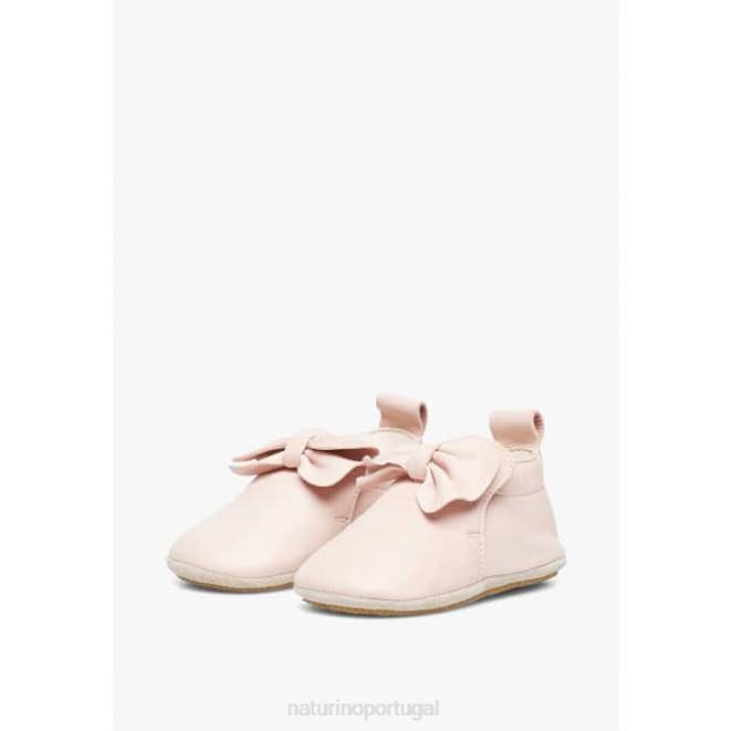 bebê Naturino rosa conspirar sapato de berço em couro napa com laço HTF810