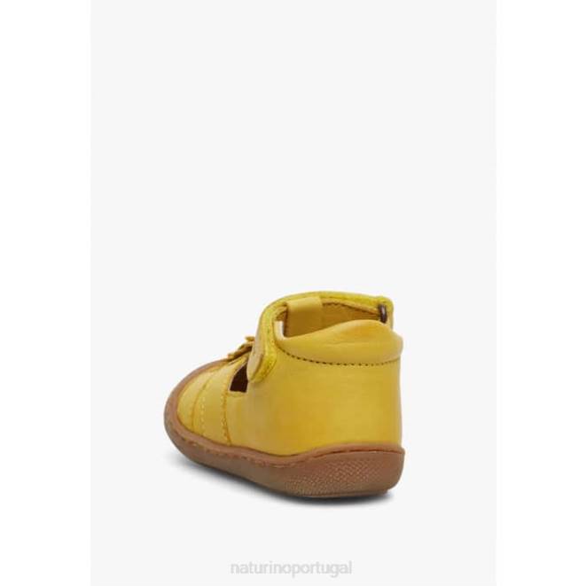 crianças Naturino amarelo Magali sandália semi-fechada com flores aplicadas HTF8594
