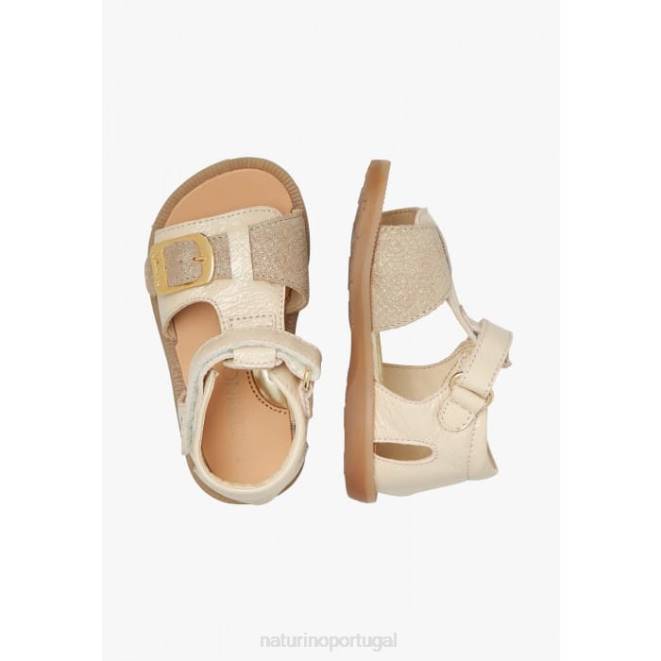 crianças Naturino platina quartzo sandálias de couro envernizado HTF8318
